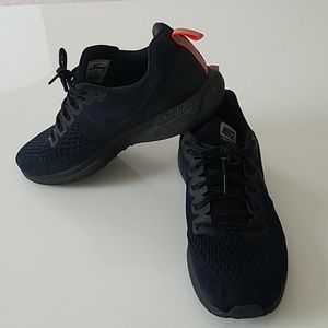 Nike Shield Pegasus 34 Shoes